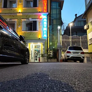 Kastria **** Tirana